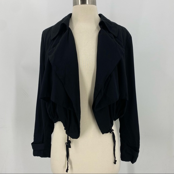 BB Dakota Jackets & Blazers - Bb Dakota Black Open Face Cinched Jacket Small